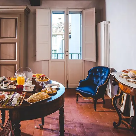 Callegherie 21 Boutique B&B-2